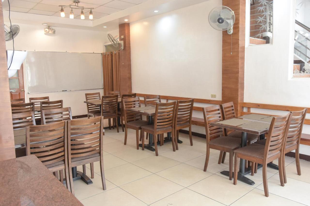 Tiptop Tower Suite Inn Dumaguete City Exterior photo